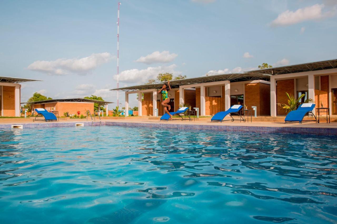 Dunia Hôtel Loumbila Exterior foto